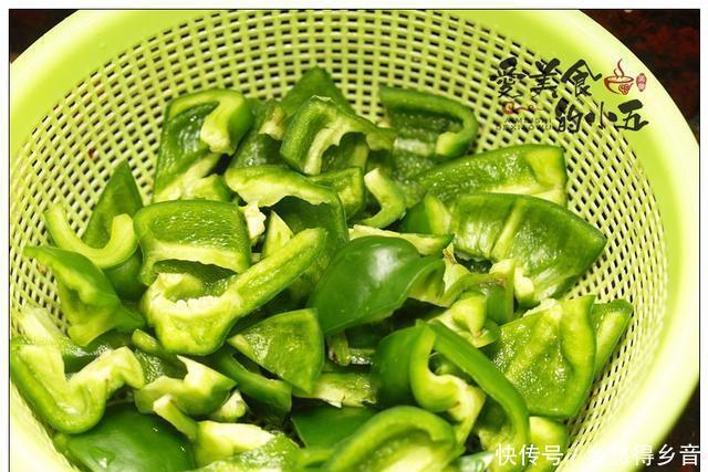 干锅|色香味俱全的干锅牛蛙,做起来一点也不难