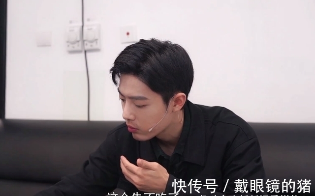 可愛|肖戰(zhàn)再錄吃播視頻，點(diǎn)贊已破200萬(wàn)，看到烤蝎子表情太可愛