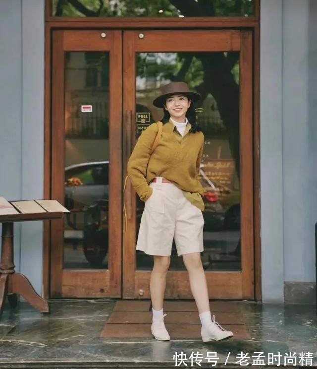 牛仔裤|今秋毛衣尽量不要搭配牛仔裤!学学明星这样搭,优雅又高级