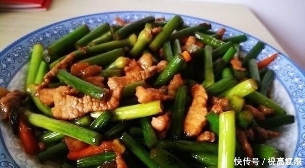 “蚝油”是一开始就放,还是最后再放大厨放错顺序味道就变了