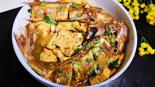 鱼肉|入冬后,吃鲅鱼鲤鱼不如吃它,炖一炖滋补又馋人,和螃蟹肉一样香