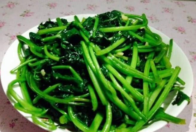 春天一蔬菜，尤其适合女性，排出黑臭宿便，燃脂纤体，吃出好身材