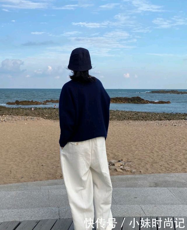 小脚裤|穿对裤子很重要，穿上合适的裤子，可以把腿型修饰得更加完美