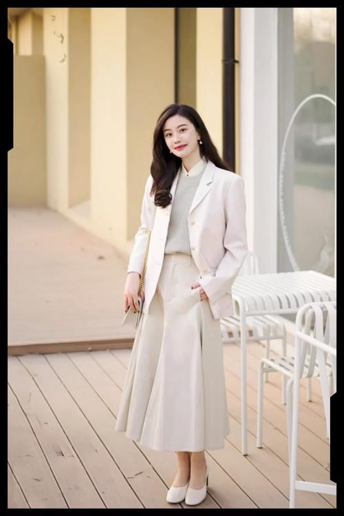 把米色穿对了，真的很优雅，充满了日系温柔风