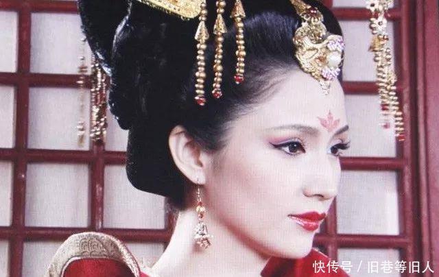 李显|唐朝第一美女安乐公主未婚先孕生活糜烂，为当女皇弑君杀父！