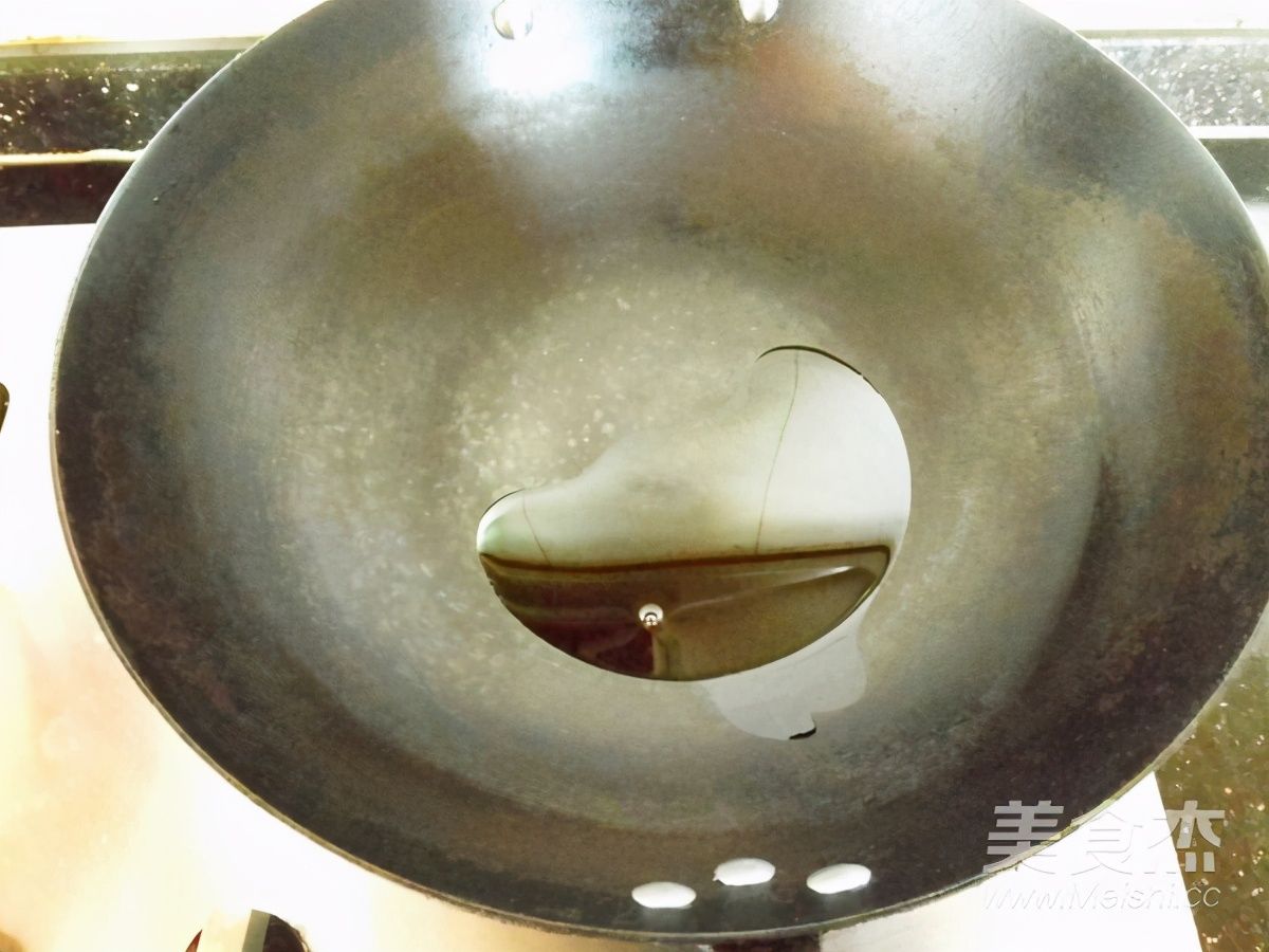 大年初一,若不缺钱,少吃花生瓜子,多吃这道菜,牛年福气满满