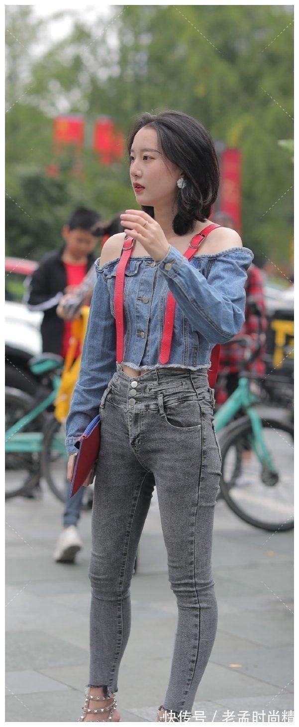 年轻姑娘|黑色修身牛仔裤搭配牛仔上衣,年轻姑娘的穿搭方式