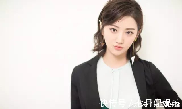 脸型 有一款发型任何脸型都能弄,尤其适合微胖女生!