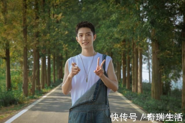 肖战|肖战的文案是文学博士写的吧!每句话背后都有寓意,文化底蕴绝了