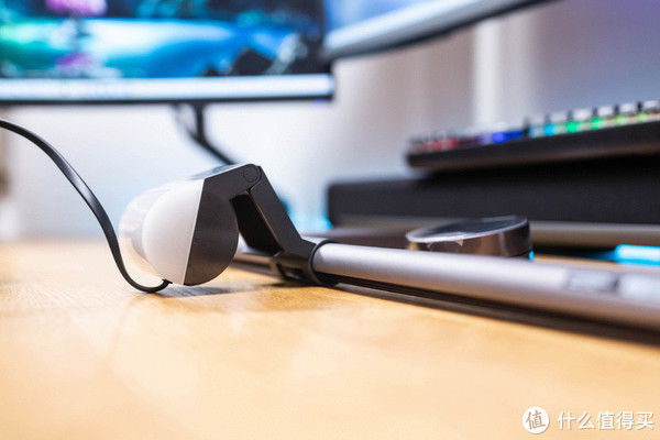 桌面空间|拒绝呆板，我也谈一谈，如何打造灵活多变又舒适安逸的桌面空间