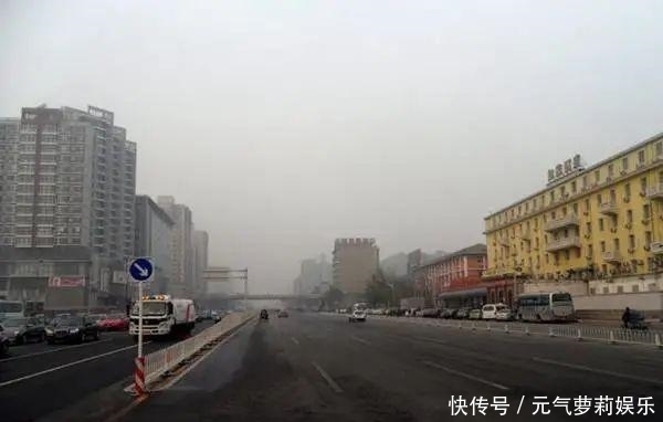 中薪|还记得消失在菜市口的儒福里过街楼吗？