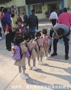 前世|四胞胎姐妹去幼儿园,爸爸意外惹人羡慕,前世的小情人都来了