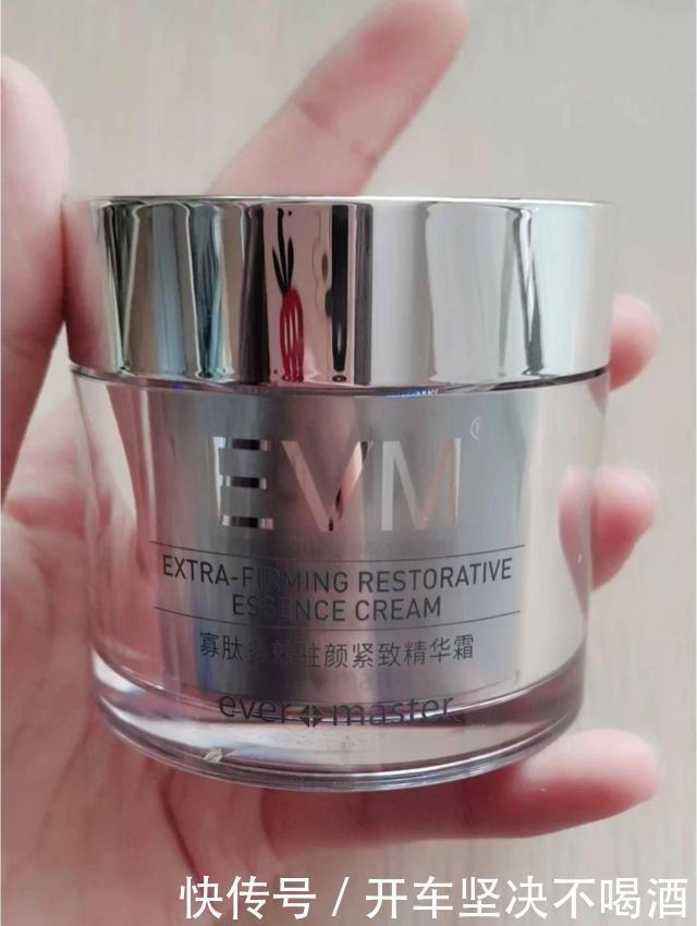 肌肤|油皮妹子适合这几款面霜,轻松调节水油平衡,清爽不油腻