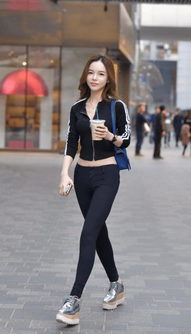 笑容|街拍：甜美的笑容让人一见倾心