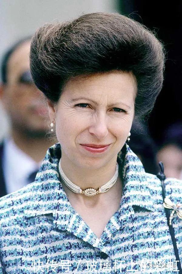 英女王唯一的女儿有这些珠宝算多还是少