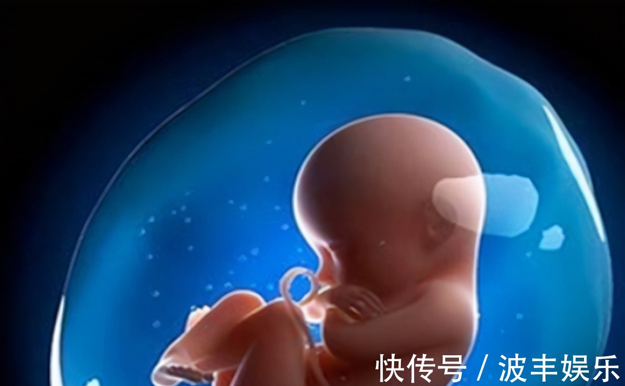 胎膜|90后宝妈生出“果冻宝宝”,陪产宝爸吓得脸发白,医生却说恭喜