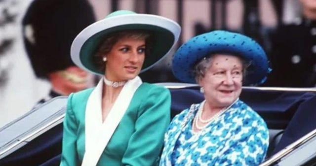 高寿|最宠戴妃的王太后百岁高寿活到2002年，希特勒称她“危险女人”