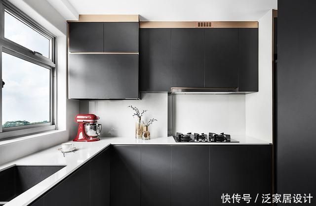 豪华|黑白灰配色简约，106㎡有了大宅效果，花钱装得豪华不如装得高级