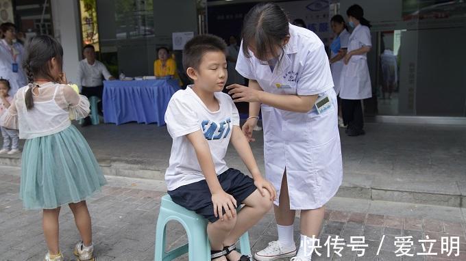 眼轴|影响孩子近视的原因是什么?如何预防孩子近视