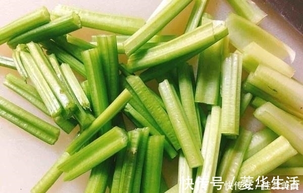 营养师随身查|腊肉和“它”天生一对，香到舔盘子，味道醇香口感棒，快收藏