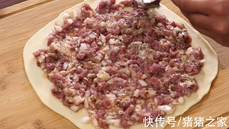 洋葱|新疆肉馕的美味，没吃过的人永远不会懂，忍不住流口水了
