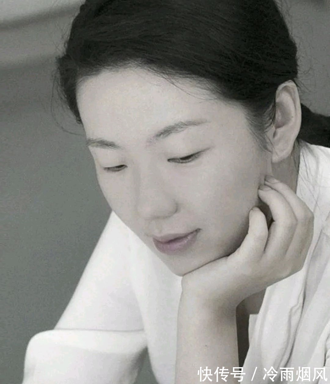 广州画院#广州画院|素墨无声,李夏夏花鸟画