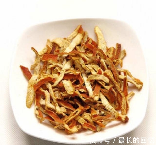  养生|冬天养生用橘子皮泡脚，你会收获3大“好处”，吃完橘子别扔了