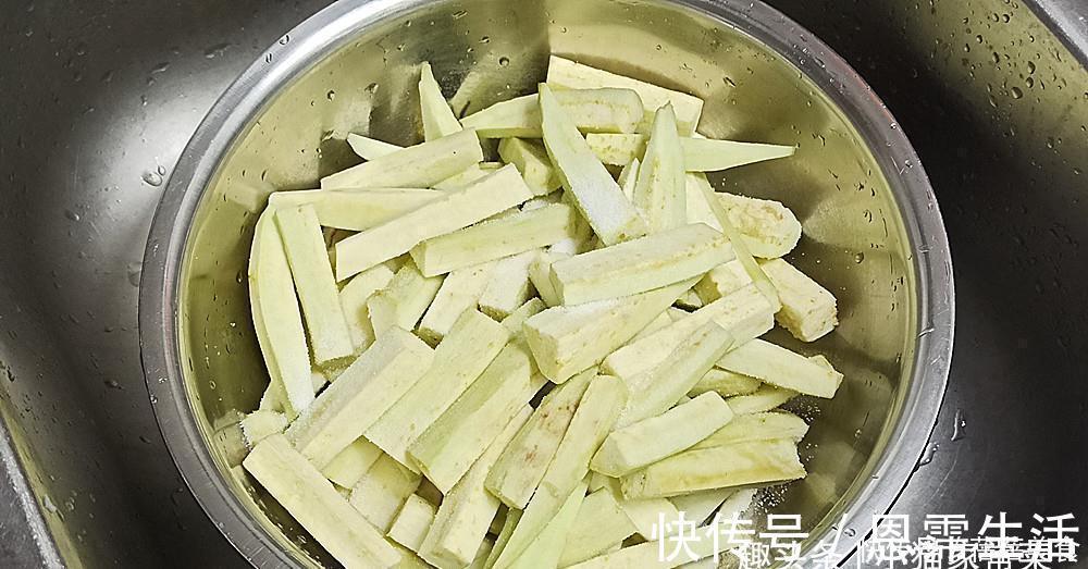 调料|鱼香茄子是很多人都喜欢的一道菜,教你一个新做法,吃完还不长肉