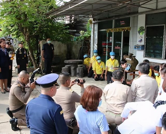 诗妮娜贵妃归来后首次穿军装亮相傲娇样回来了,灭了苏提达威风