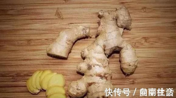 益气|大米粥配上“此物”,轻松喝走一身“血瘀”,使血管干干净净!