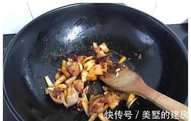 锡纸|不用烤箱也能做烤鱼,香辣鲜美,外酥里嫩,越吃越香,太简单了!
