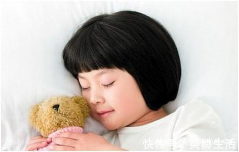 柑橘|孩子几点睡长得高不是8点也不是9点,儿科医生给出了最佳答案