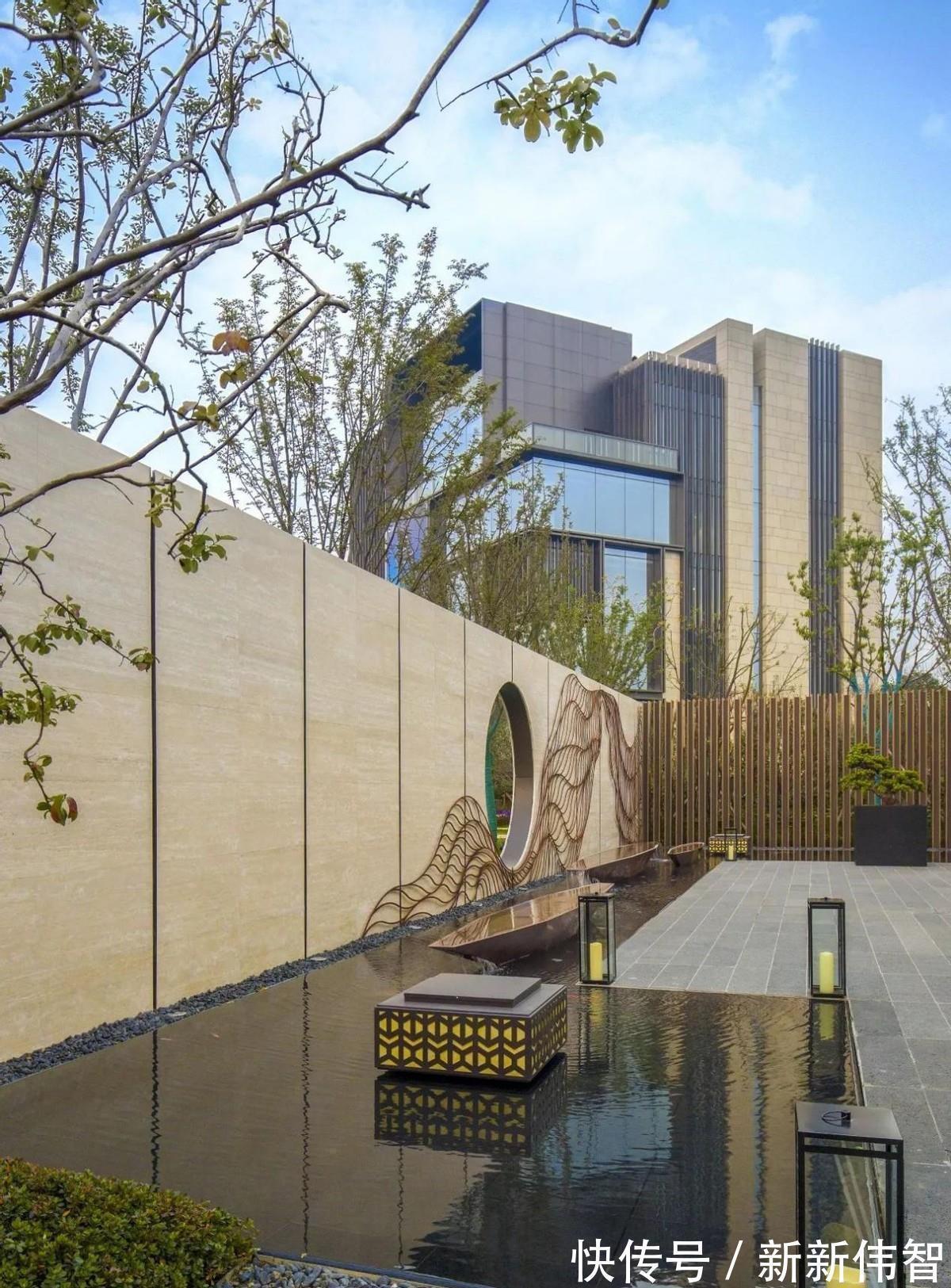 石头|一处景墙,一处风景,墙壁勾画山水,最是清闲雅致,美了整个庭院