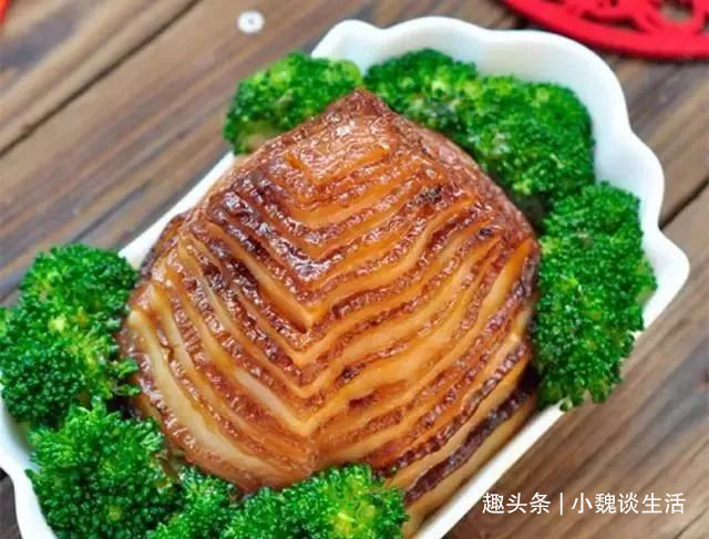 梅菜扣肉的16种做法，肉烂菜香汁亮，入口即化肥而不腻