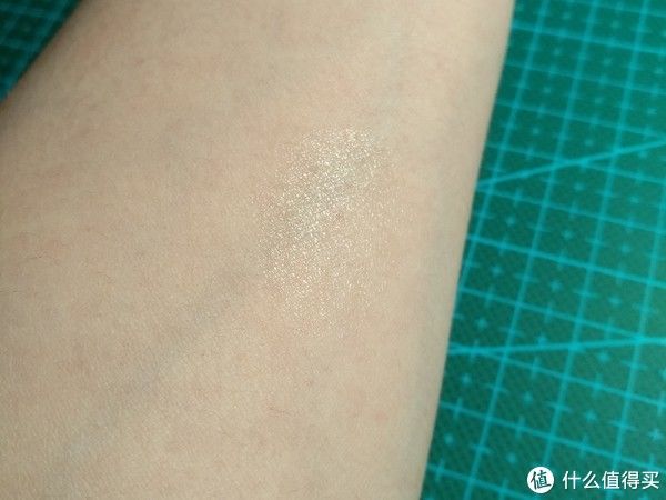 日化用品 篇二十一：润本紫草膏 15g