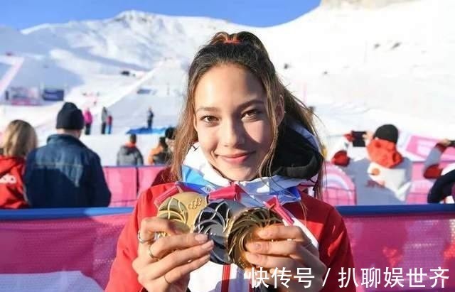 上曲|16歲少女放棄美籍加入中國籍，僅3個月，就為中國拿下3枚金牌