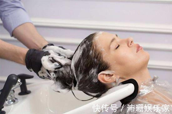 洗头|头发隔多久洗一次最好很多人都做错了,难怪头发掉得越来越厉害