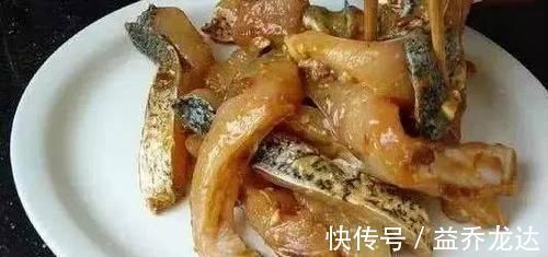 鱼肉这样做最好吃,简单又营养,出锅嫩滑汁美,一周吃3次也不够
