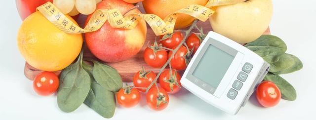 脂肪酶|医生不想脑出血,高血压患者需远离4种食物,莫不当回事