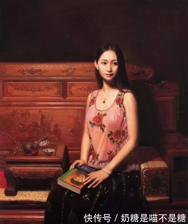 笔触#火辣!光影下的女性充满迷人的魅力,探究油画语言的艺术审美!