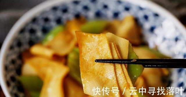 豆腐皮这样吃，方便又营养，家人也喜欢！