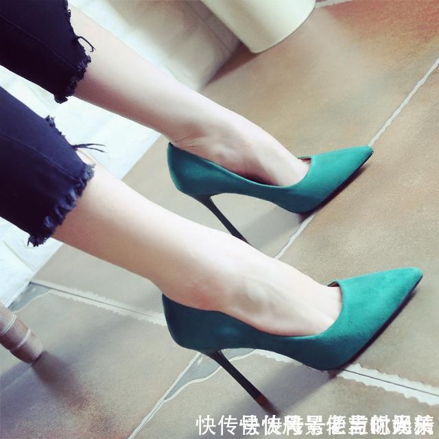 魅力|今年新款细跟高跟鞋,紧随时尚性感有型,彰显你成熟女性的魅力