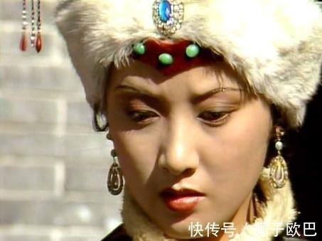 王夫人上演夺权大戏,王熙凤暗自叫苦不迭