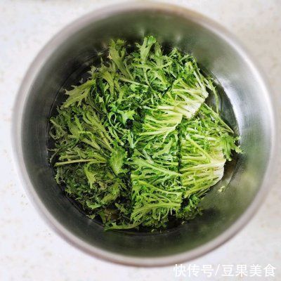 苦菊|家常凉拌菜：洋葱拌苦菊