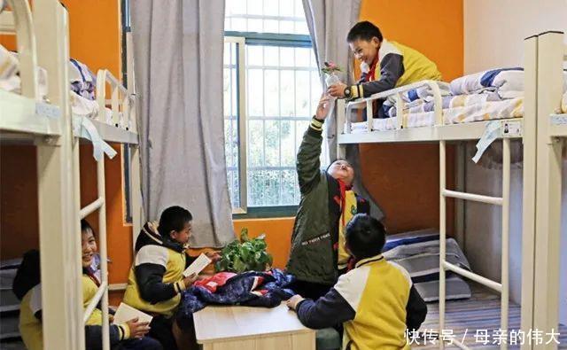 规范孩子|孩子住校后,和之前“判若两人”,寄宿带给孩子的影响不是一点点