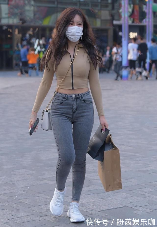 穿搭 “婴儿肥”身材别大意，穿搭稍有不慎，便要为自己的行为“买单”
