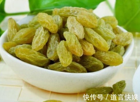 润肺|葡萄干生吃好,还是泡水吃好很多人傻傻没吃对,不妨来了解下