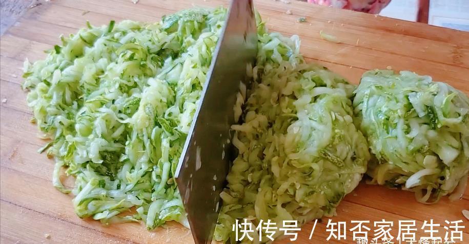 饺子|立秋以后，我家就爱吃黄瓜馅饺子，比韭菜白菜还鲜美，好吃长不胖
