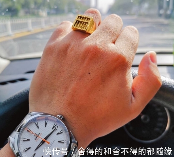 欧米茄|月薪1万戴啥表？这三款戴起来皮实，牌子也不差