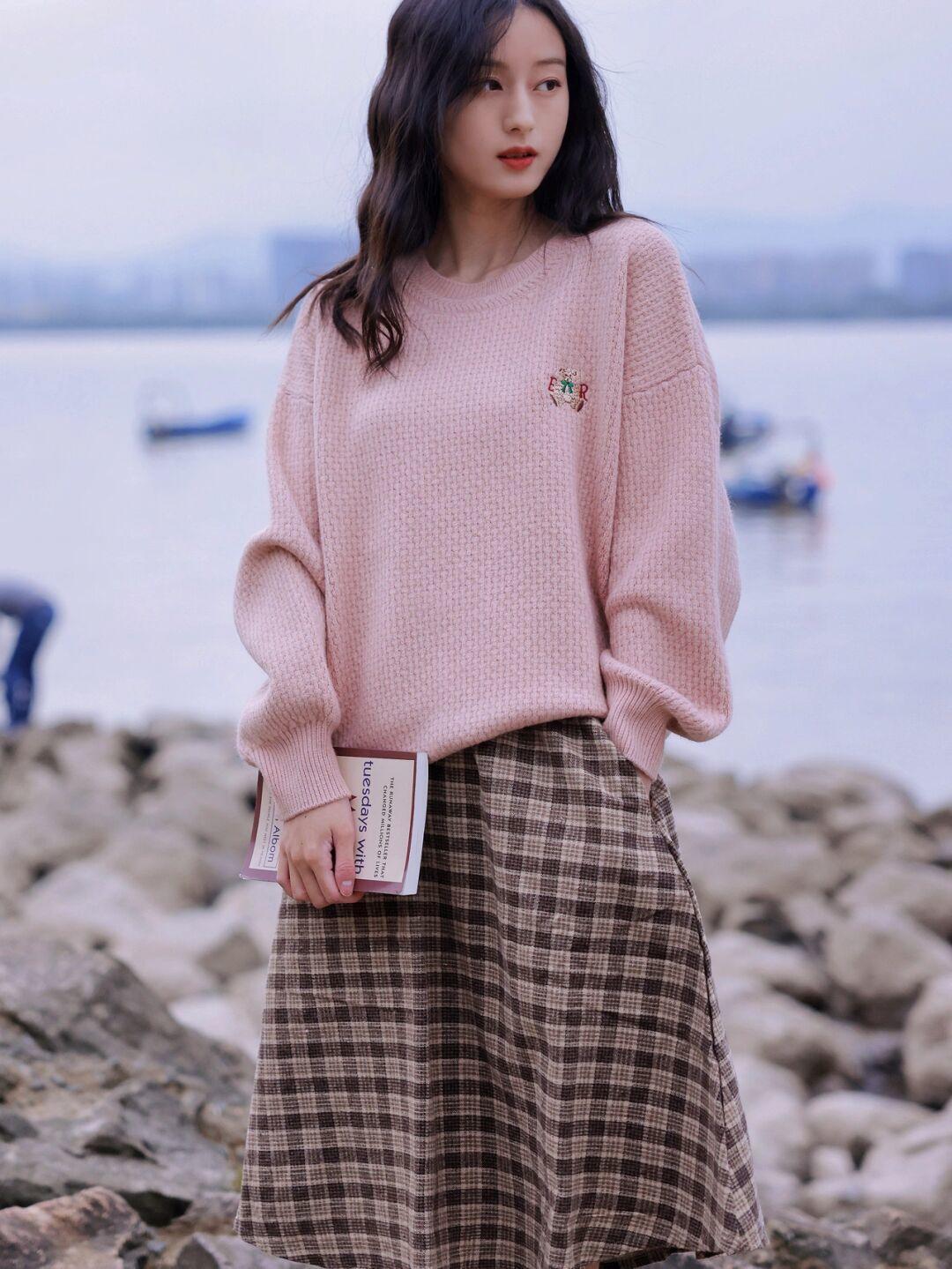 博主|冬季可别小瞧了“毛衣”,万物皆可搭不说,还能让你摆脱路人感